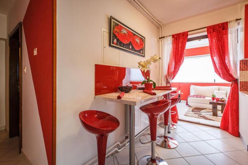 Apartmani Gilda เวอร์ซาร์ ภายนอก รูปภาพ